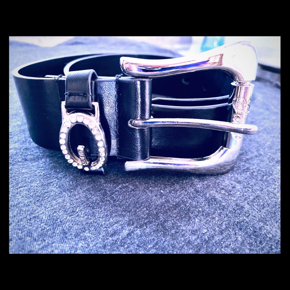 NWOT Guess Belt size S